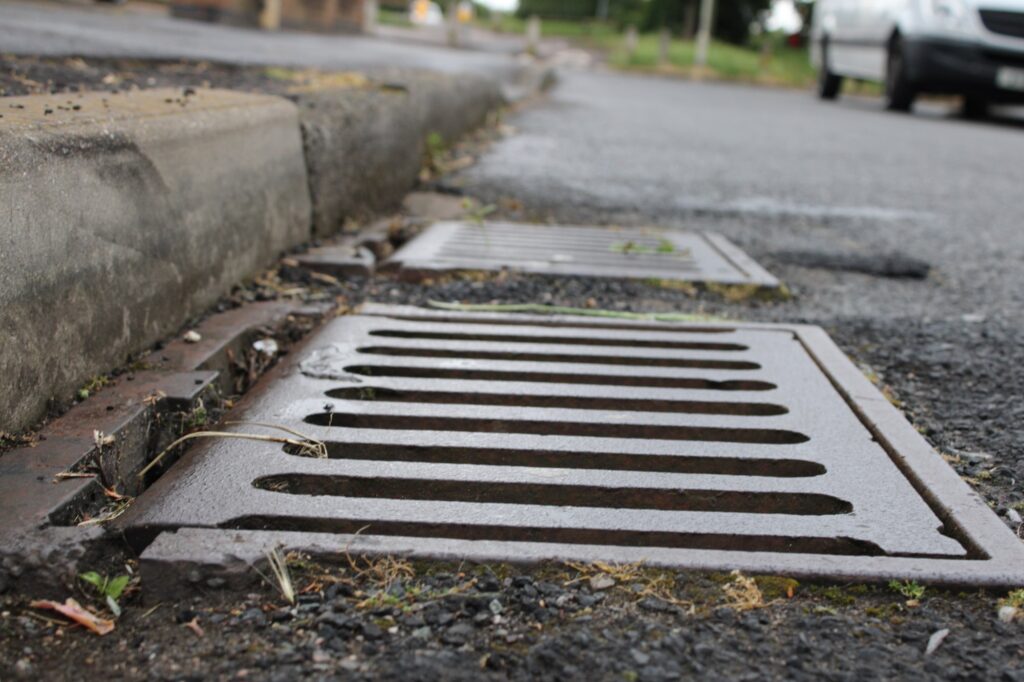 The Role of Concrete Curbs and Gutters in Effective Stormwater Management